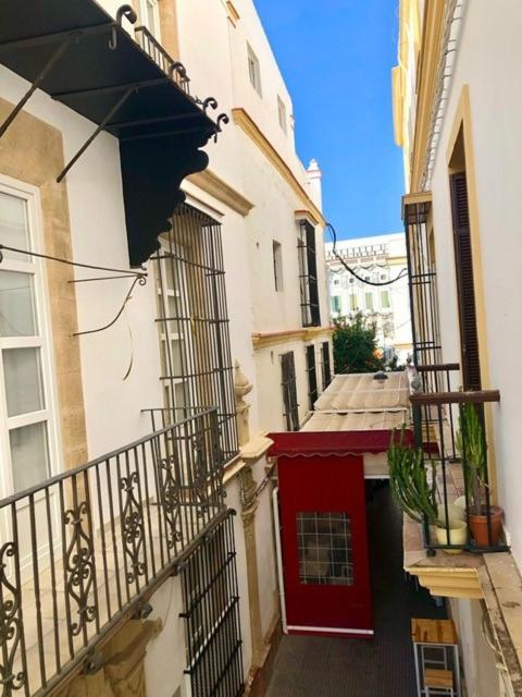 Gatu El Galeno Del Puerto 4 Dormit, 2 Banos, Aire Acc En El Centro Historico, " Preferente Mayores De 25 Anos Y Familias " إل بويرتو دي سانتا ماريا المظهر الخارجي الصورة
